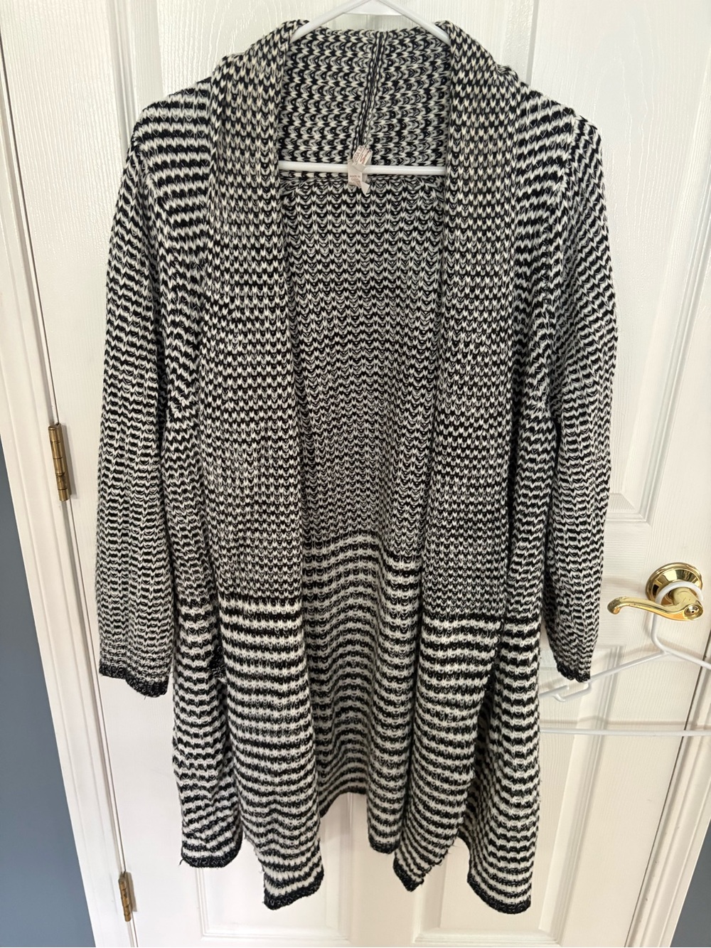 Women’s Open-Front Black and White Knit Cardigan Sweater - 1X